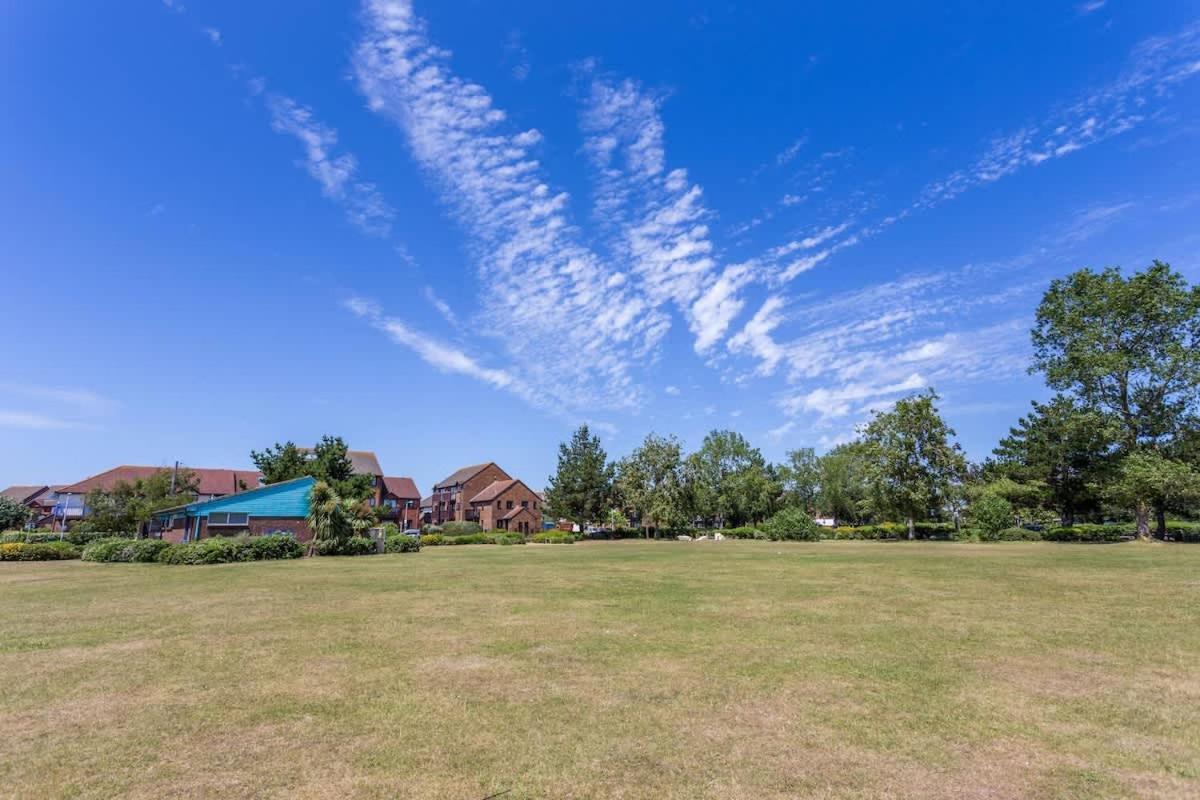 Trade Winds Villa Poole Eksteriør bilde