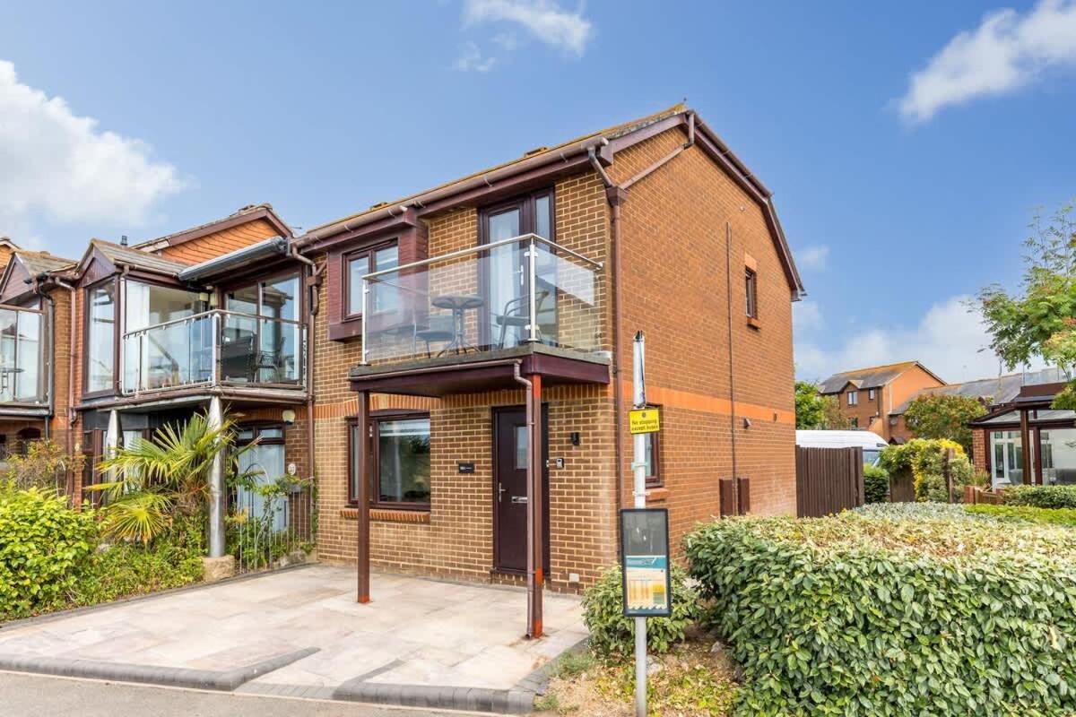 Trade Winds Villa Poole Eksteriør bilde